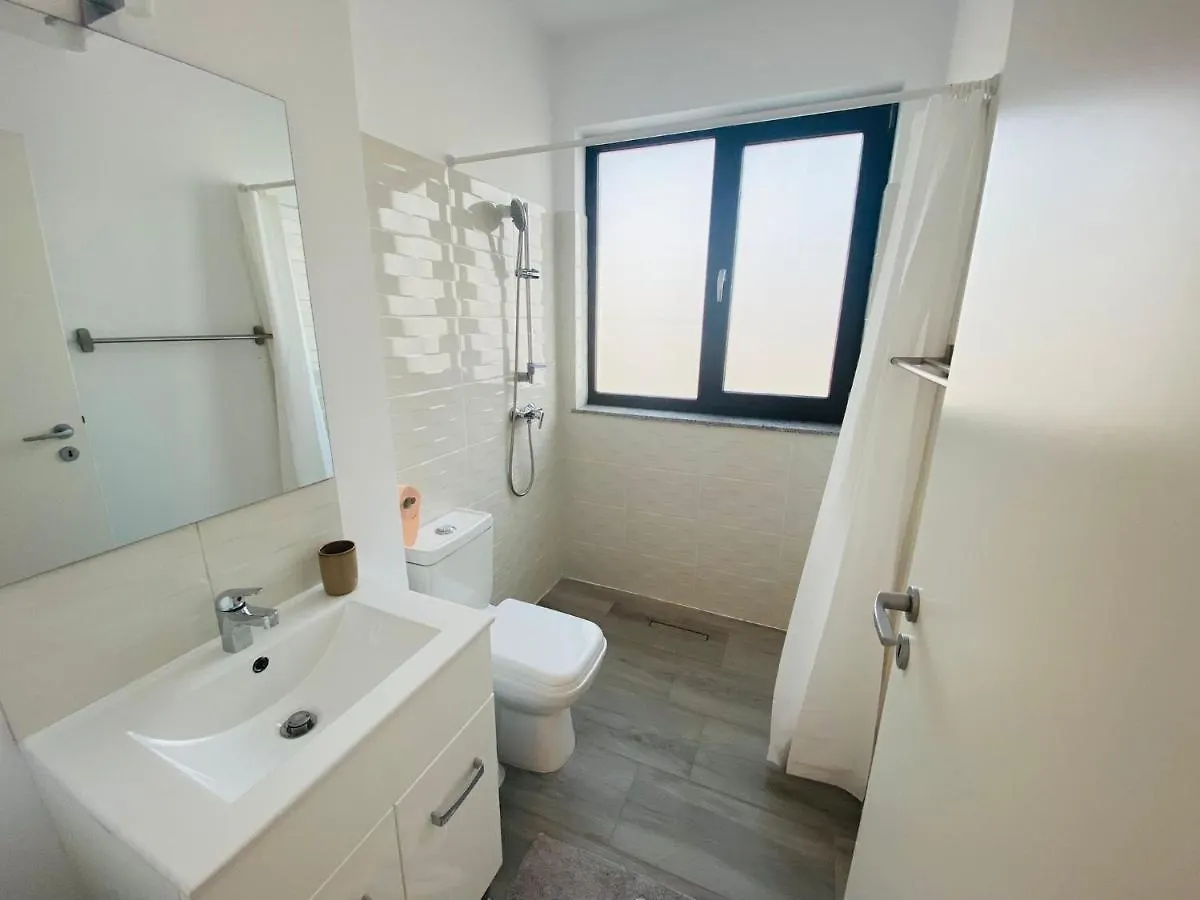 בוקרשט Soho Apartment - City View With Rooftop Garden