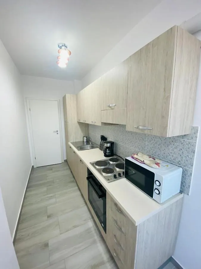 בוקרשט Soho Apartment - City View With Rooftop Garden